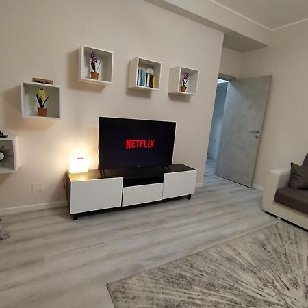 Melody'S House Apartment Como Ngoại thất bức ảnh